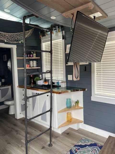 Under The Sea Tiny Home Apple Valley المظهر الخارجي الصورة